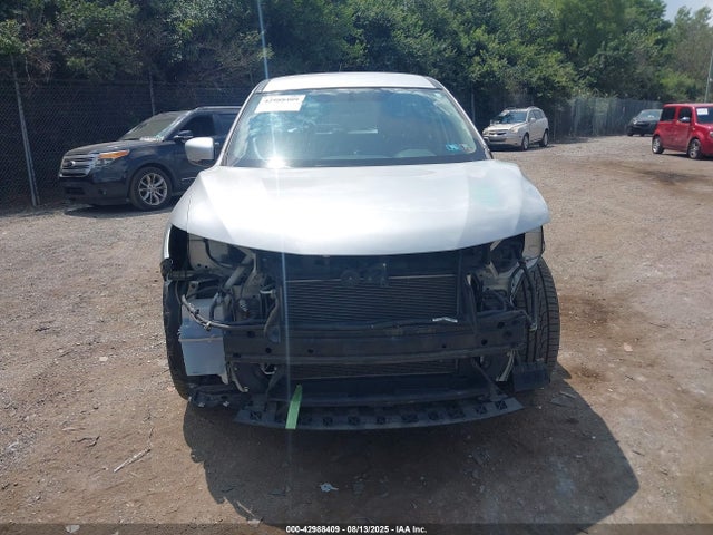 Nissan 2016 2016 KNMAT2MV4GP625032 Image 6