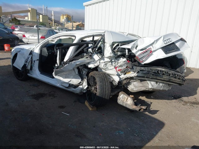 2013 AUDI A4 WAUAFAFL8DN051021 Photo 2