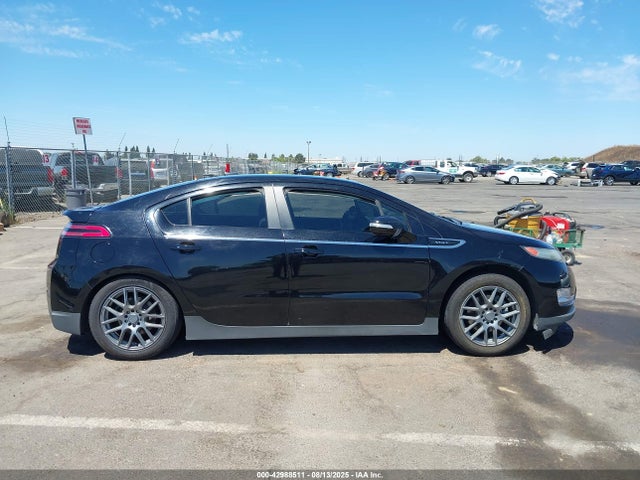 1G1RA6E49EU127101 Chevrolet luu - ffv, e-flex, fam