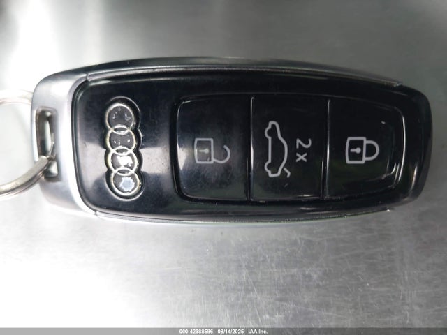WAUK2AF21KN085371 Audi A6