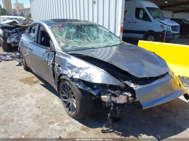 2025 TESLA MODEL 3 5YJ3E1EA9SF918372 Photo 5