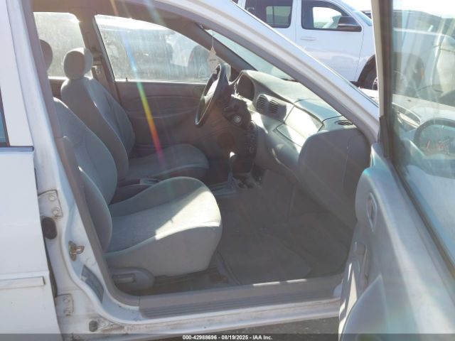 2000 FORD ESCORT 3FAFP13P3YR233571 Photo 4