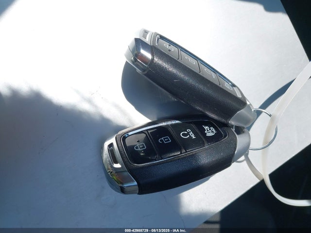 KM8K53AGXPU165883 Hyundai Kona
