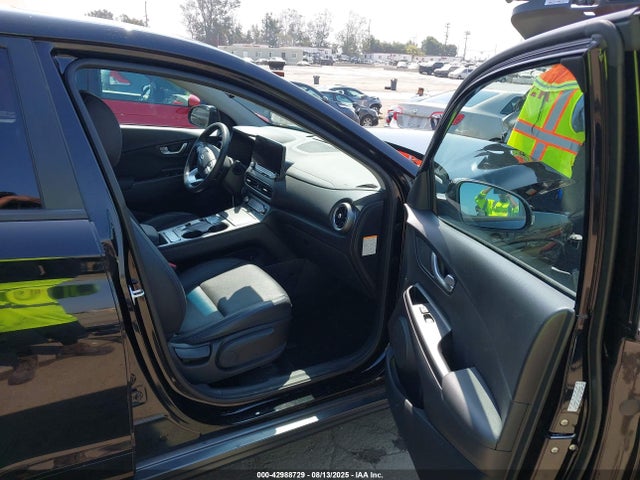 KM8K53AGXPU165883 Hyundai Kona
