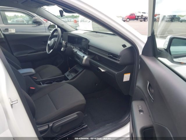 2024 HYUNDAI KONA ELECTRIC KM8HC3A61RU008639 Photo 4