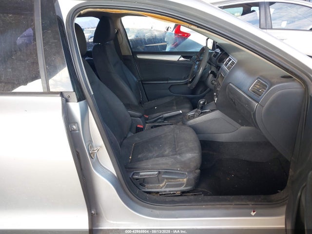 3VWD17AJ3FM260300 Volkswagen 1.8t
