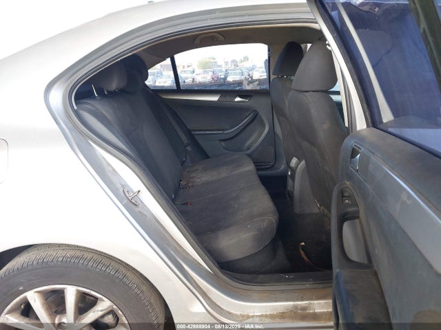 3VWD17AJ3FM260300 Volkswagen 1.8t
