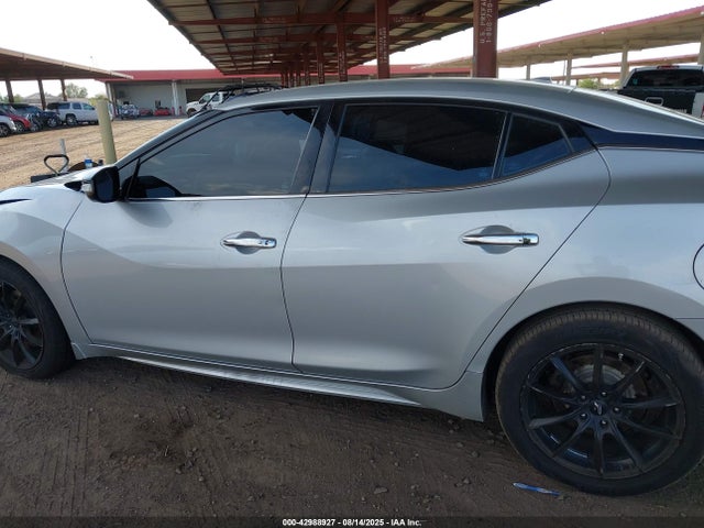 1N4AA6AP2GC420843 Nissan 2016