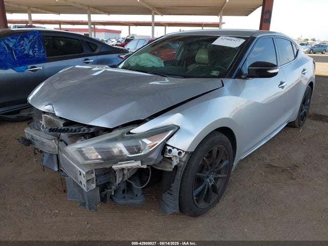 1N4AA6AP2GC420843 Nissan 2016