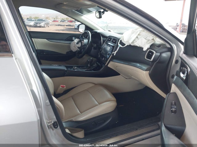 1N4AA6AP2GC420843 Nissan 2016