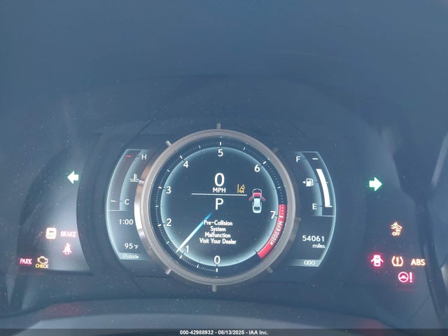 Lexus IS 2018 JTHBZ1D21J5032930 Image 7