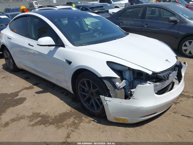 2022 TESLA MODEL 3 5YJ3E1EB7NF181671 Photo 0