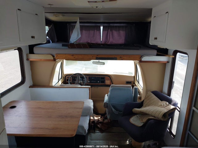 42988971 :رقم المزاد ، 1FDKE30L6HHB11618 vin ، 1987 Ford Econoline E350 Cutaway Van مزاد بيع