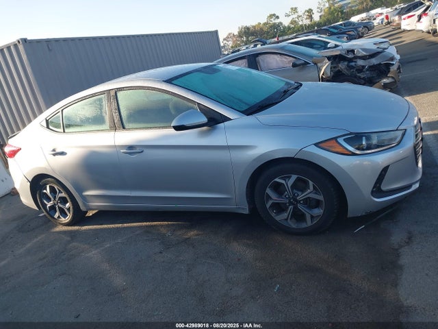 Hyundai mpi nu 2018 5NPD74LF0JH291592 Image 13