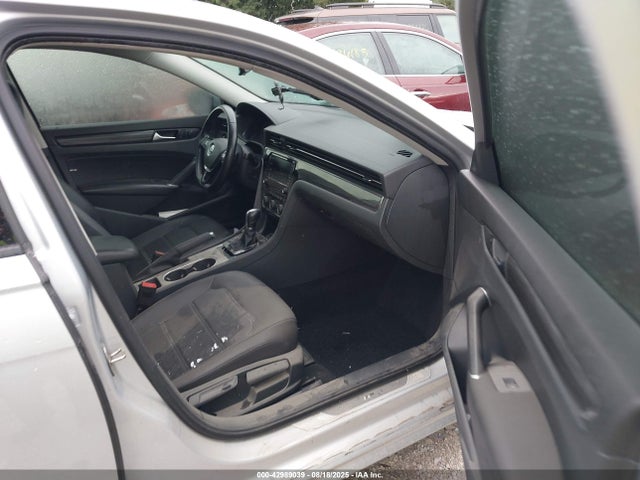 Volkswagen Passat 2020 1VWMA7A35LC024259 Image 5