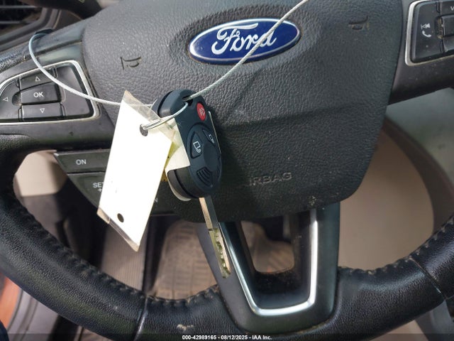 1FMCU9G99HUB95803 Ford 2017