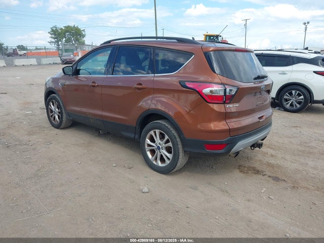 1FMCU9G99HUB95803 Ford 2017