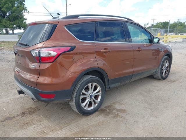 1FMCU9G99HUB95803 Ford 2017