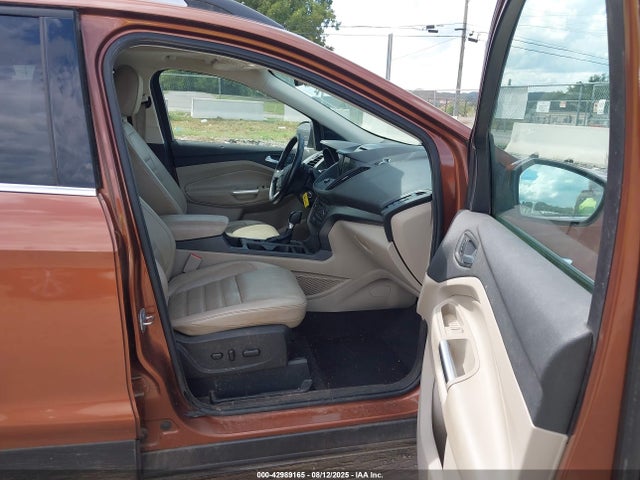 1FMCU9G99HUB95803 Ford 2017