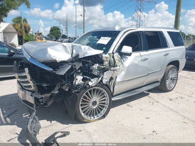 2017 CADILLAC ESCALADE 1GYS3AKJ9HR204048 Photo 1