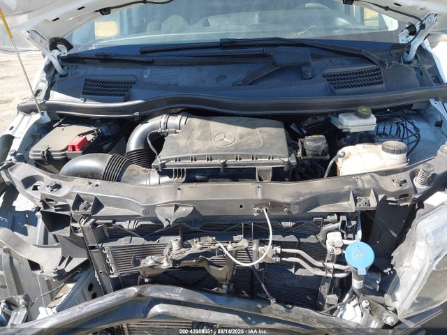 W1YV0BEY3M3947064 Mercedes-Benz m274