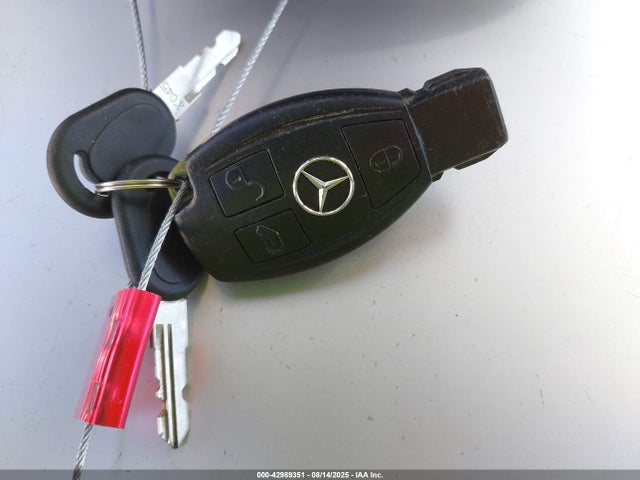 W1YV0BEY3M3947064 Mercedes-Benz m274