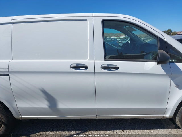 W1YV0BEY3M3947064 Mercedes-Benz m274