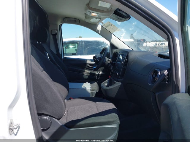 W1YV0BEY3M3947064 Mercedes-Benz m274