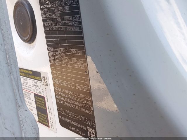 2023 JAGUAR F-PACE SADCZ2EE8PA705415 Photo 8