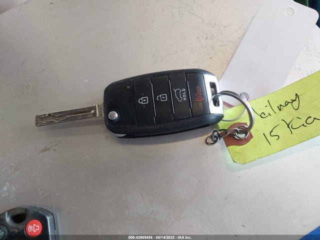 KIA dohc gdi nu 2015 KNDJP3A55F7789693 Image 11