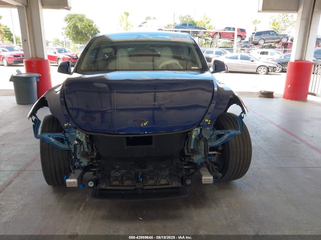 7SAYGDEF1NF377256 Tesla Model Y