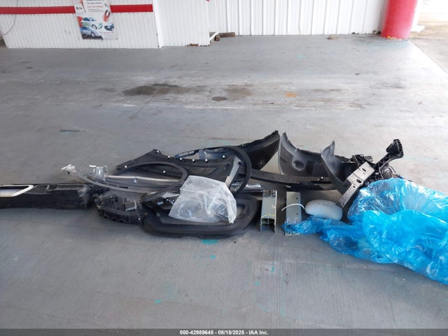 7SAYGDEF1NF377256 Tesla Model Y