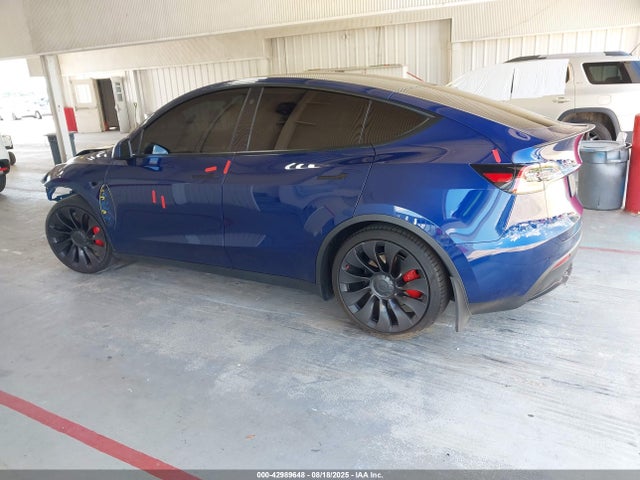 2022 TESLA MODEL Y 7SAYGDEF1NF377256 Photo 2