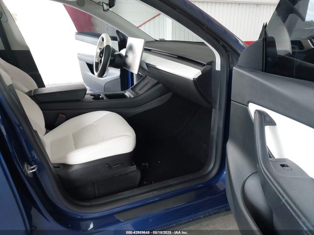 2022 TESLA MODEL Y 7SAYGDEF1NF377256 Photo 4