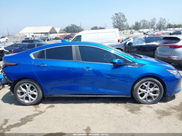 1G1RD6S54HU101563 Chevrolet l3a - di: direct injectio, vvt: variable valve timing, hybrid, gen 1