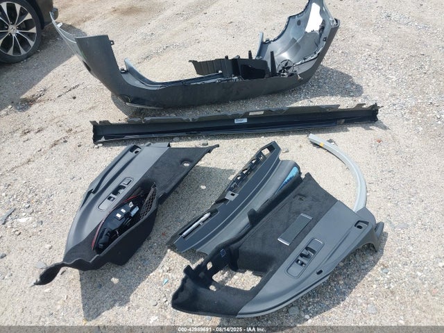 W1NKJ4HB2SF373486 Mercedes-Benz m254