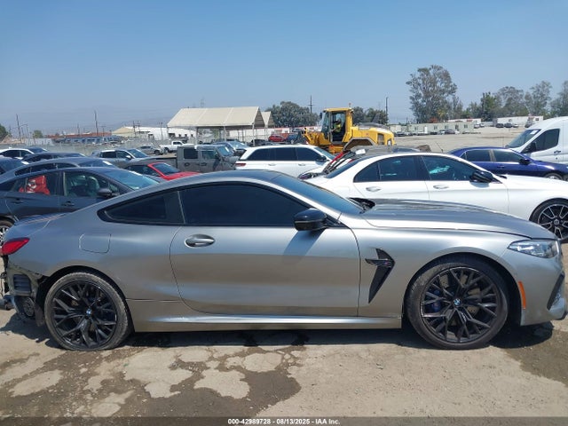 BMW M8 2022 WBSAE0C05NCH30649 Image 13