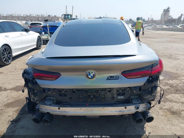 WBSAE0C05NCH30649 BMW M8