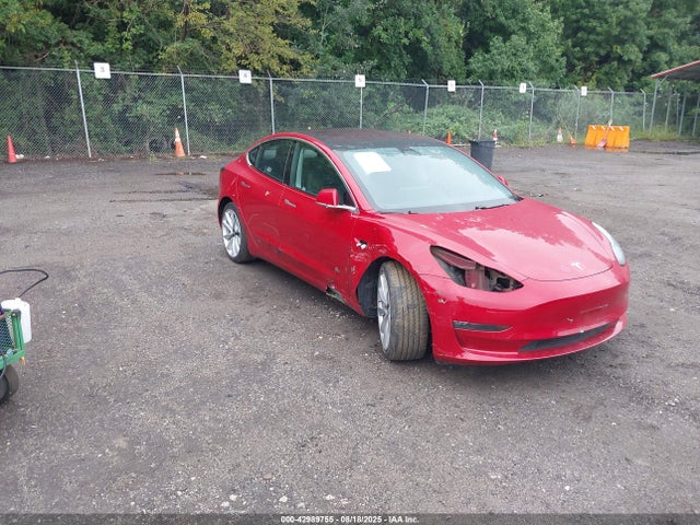 2018 TESLA MODEL 3 5YJ3E1EB8JF117374 Photo 0