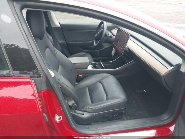 2018 TESLA MODEL 3 5YJ3E1EB8JF117374 Photo 4