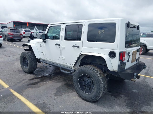 2014 Jeep Wrangler Unlimited Sahara მანქანა იყიდება აუქციონზე, vin: 1C4BJWEG6EL324123, აუქციონის ნომერი: 42989757