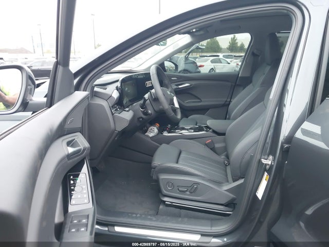 Audi Q6 2025 WA124BGF0SA042016 Image 5
