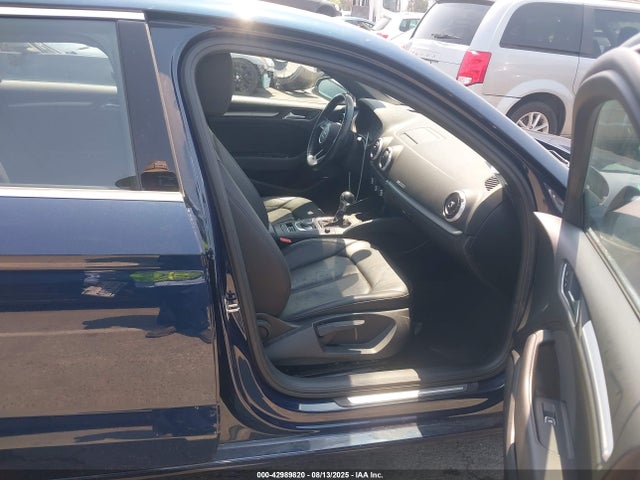 2019 AUDI A3 WAUAUGFFXK1015371 Photo 4
