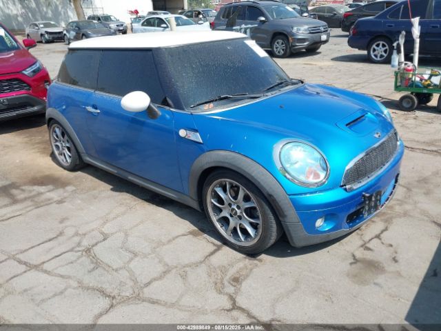 2007 MINI COOPER S WMWMF73557TL86999 Photo 0