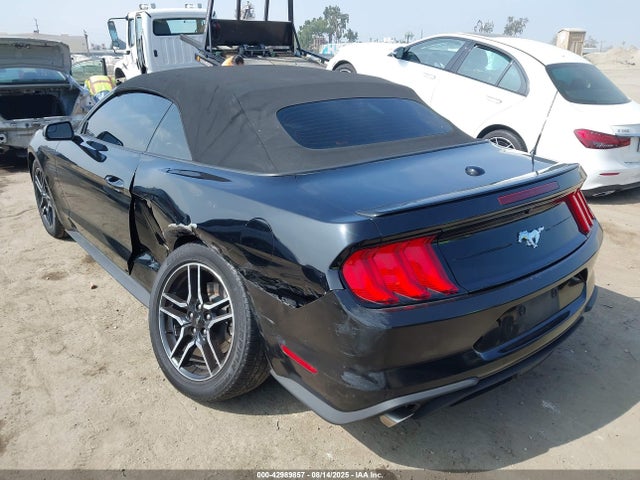 1FATP8UH9K5171901 Ford 4v