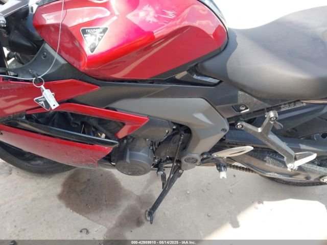 2025 TRIUMPH MOTORCYCLE DAYTONA SMTL23UF3STBU3571 Photo 8