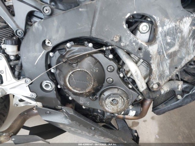 2016 Honda Cbr1000 Rr მანქანა იყიდება აუქციონზე, vin: JH2SC5906GK800680, აუქციონის ნომერი: 42990147