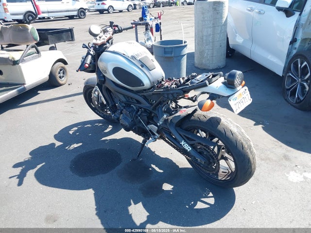 Продажа на аукционе авто 2016 Yamaha Xsr900 C/60th Anniversary, vin: JYARN47Y1GA000052, номер лота: 42990169