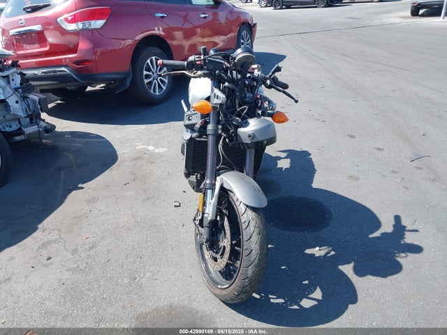 Продажа на аукционе авто 2016 Yamaha Xsr900 C/60th Anniversary, vin: JYARN47Y1GA000052, номер лота: 42990169