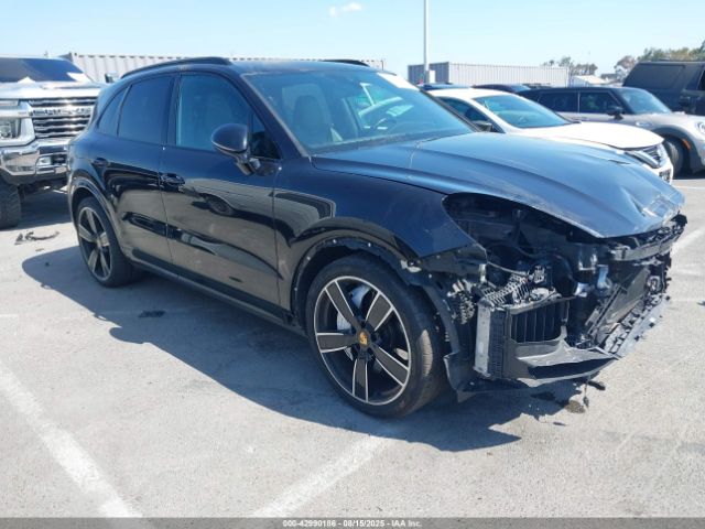 2021 PORSCHE CAYENNE WP1AF2AYXMDA36018